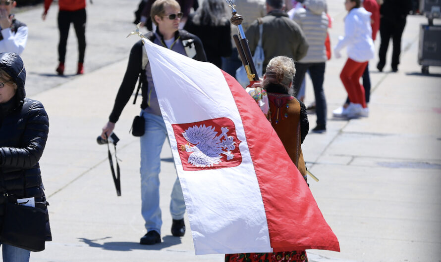 Minister J.Dziedziczak o Dniu Polonii i Polaków za Granicą